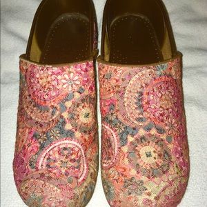SANITA leather pink floral pro slip on clogs